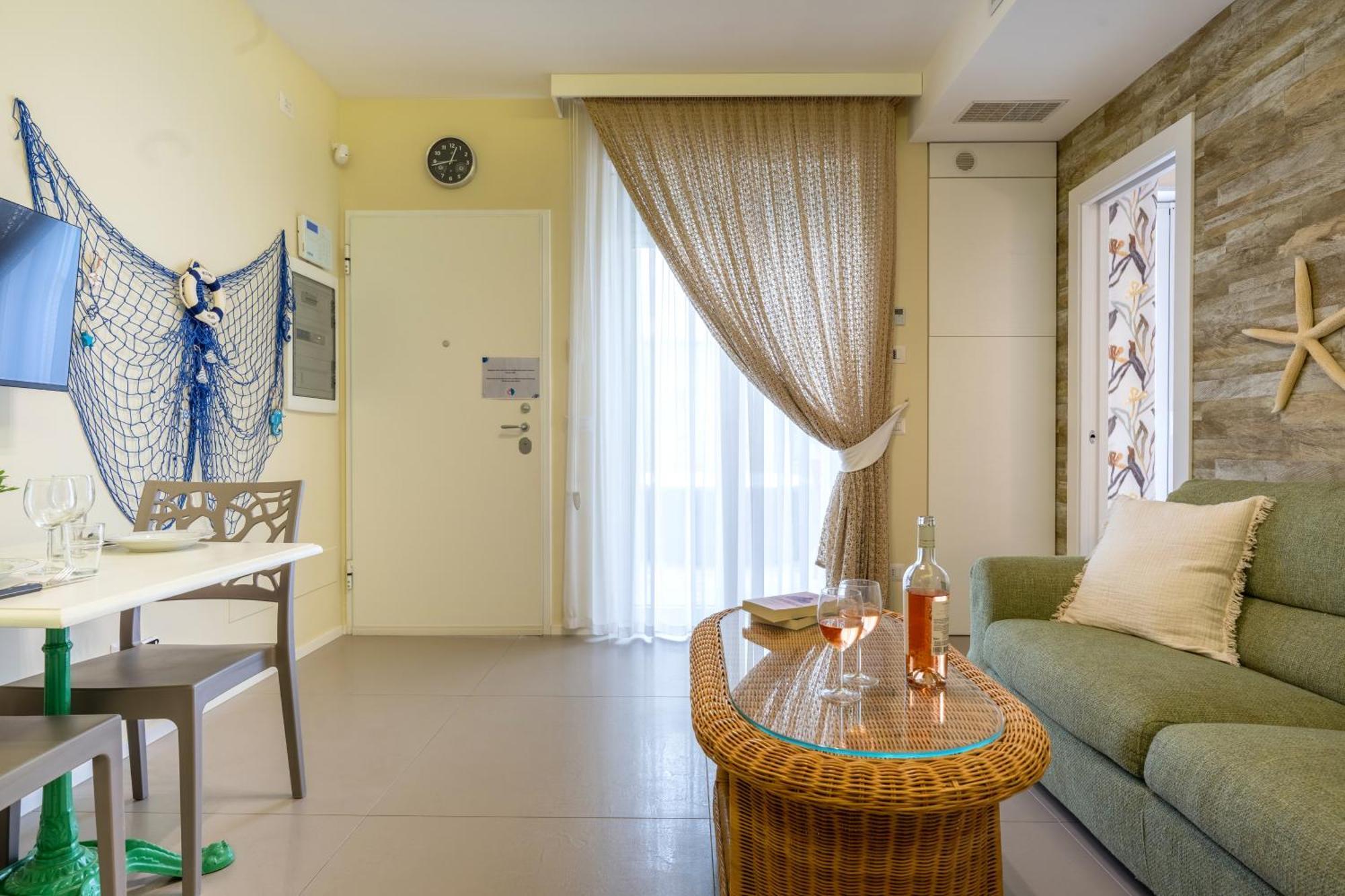 Cozy Marine Apt With Jacuzzi - 250Mt From Sea Polignano a Mare Εξωτερικό φωτογραφία