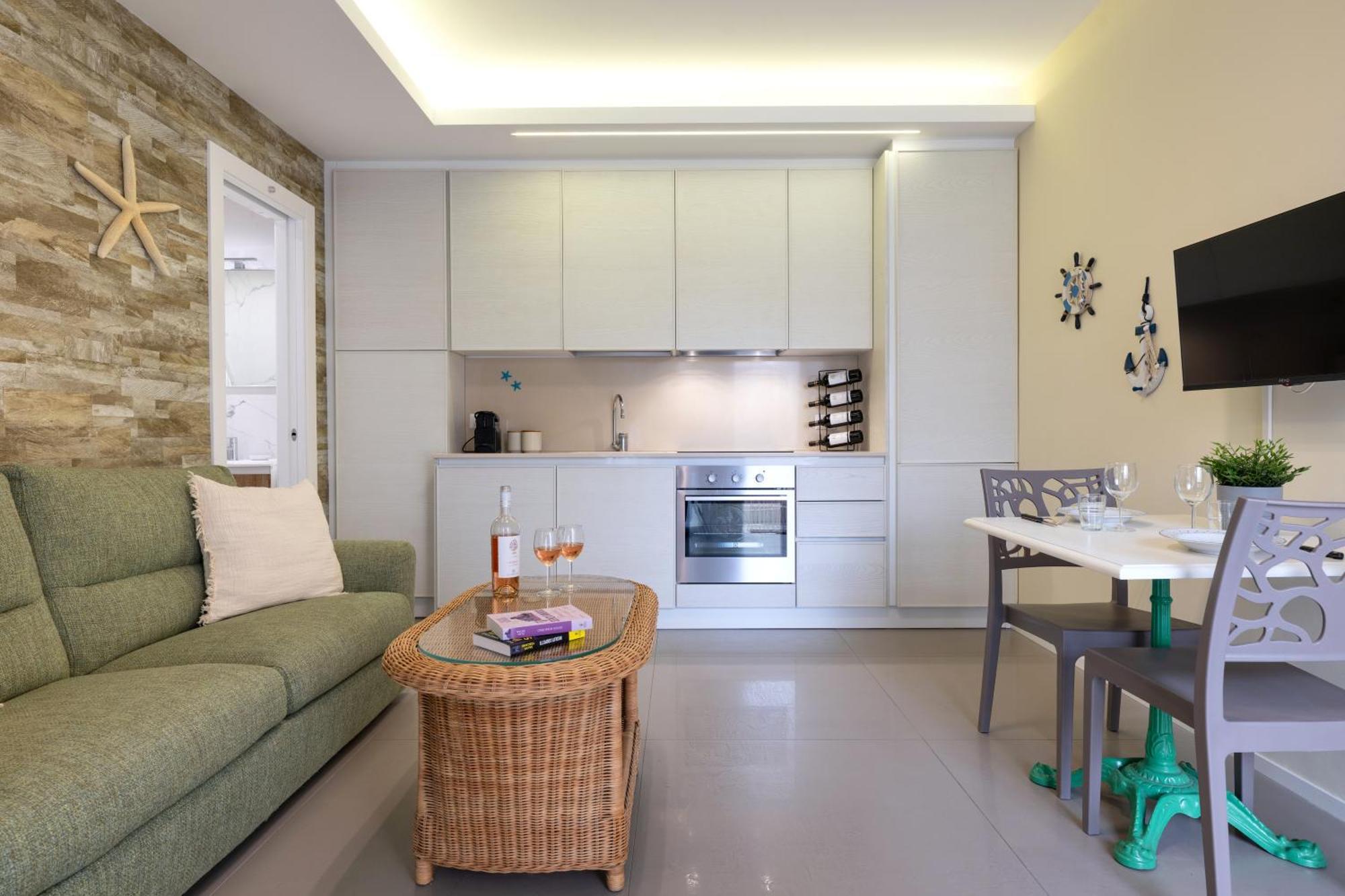 Cozy Marine Apt With Jacuzzi - 250Mt From Sea Polignano a Mare Εξωτερικό φωτογραφία