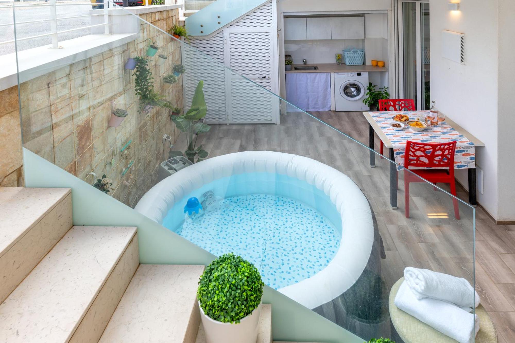 Cozy Marine Apt With Jacuzzi - 250Mt From Sea Polignano a Mare Εξωτερικό φωτογραφία